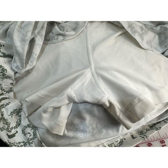 Nike Golf FitDry size S off white/ green golfer print skort - Picture 12 of 13